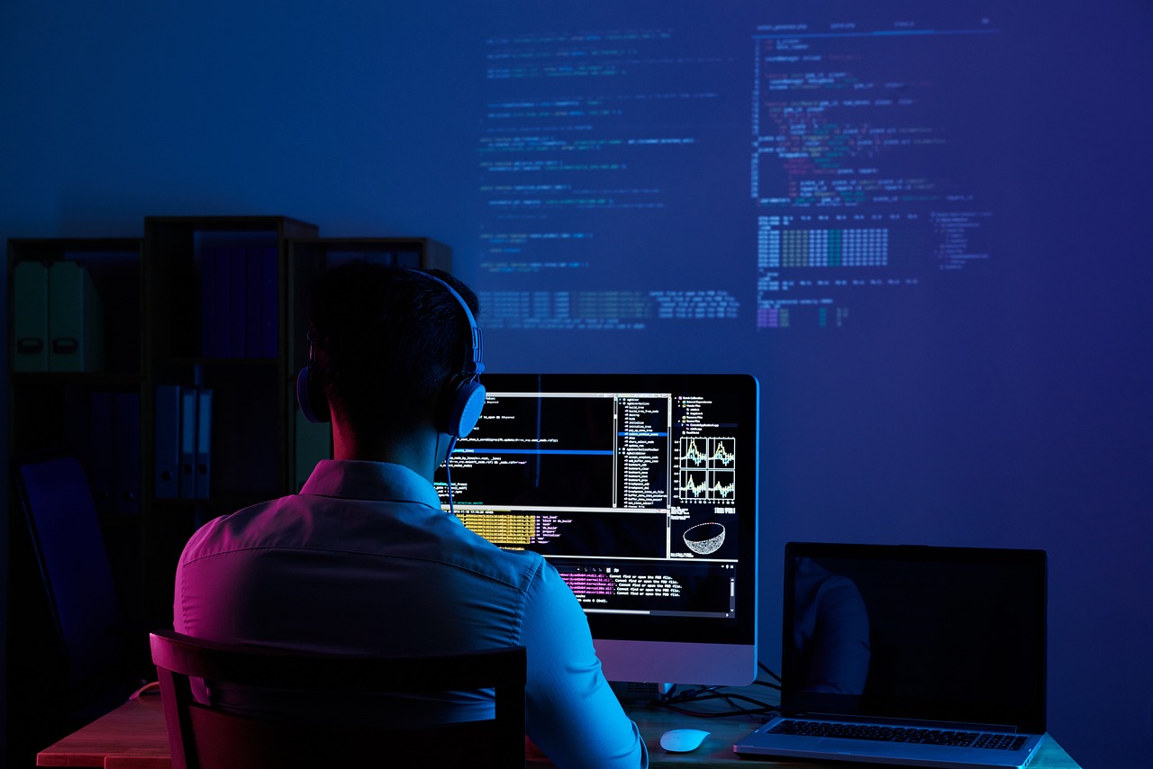 Senior Service Desk Engineer in Chennai and Hyderabad